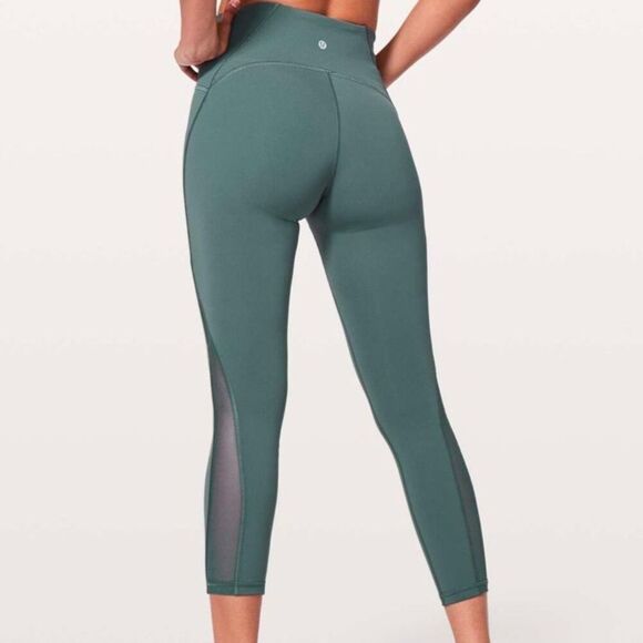 Lululemon X Barry’s Train Times 7/8 Legging Size 4 - Picture 2 of 13